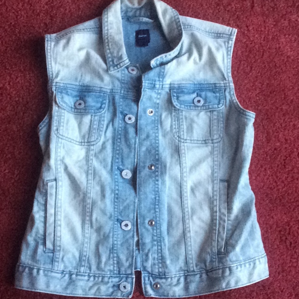 Kids no sleeve jean jacket XXL